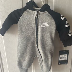 Black and grey baby nike never worn